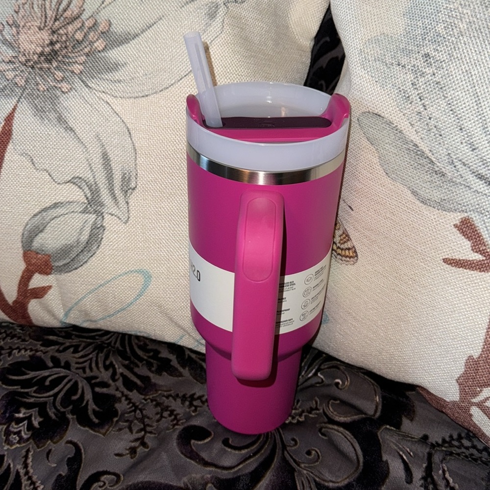 Stanley Quencher H2.0 FlowState Tumbler Cup - Fuschia Pink 40 oz‎ - Picture 2 of 8
